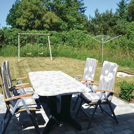 Дом отдыха Four-bedroom Holiday In Norre Nebel