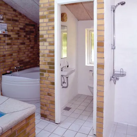 Four-bedroom Holiday In * Nørre Nebel